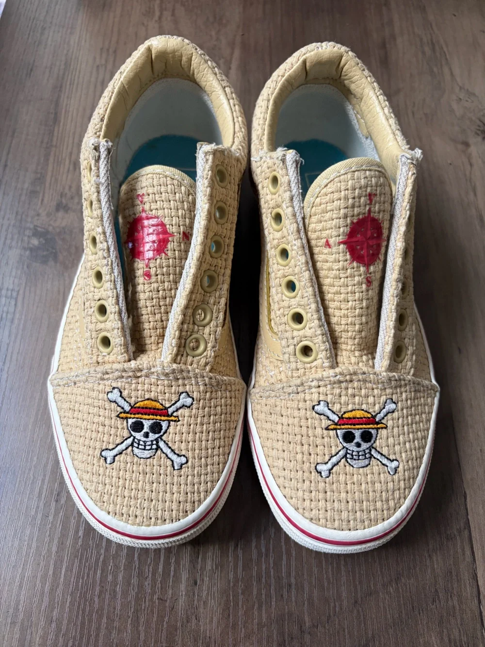 Vans x One Piece Straw Hat Authentic Sneakers Kids Size 2